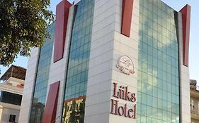 Luks Hotel  3*